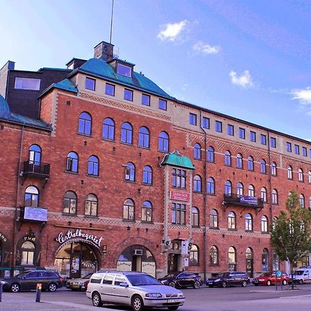 Jaernvaegshotellet Евле Экстерьер фото