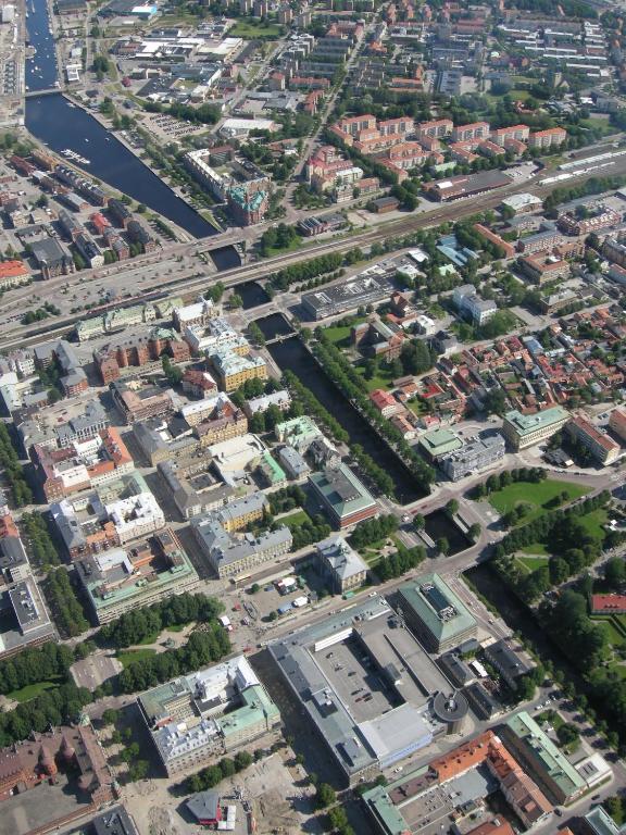 Jaernvaegshotellet Евле Экстерьер фото