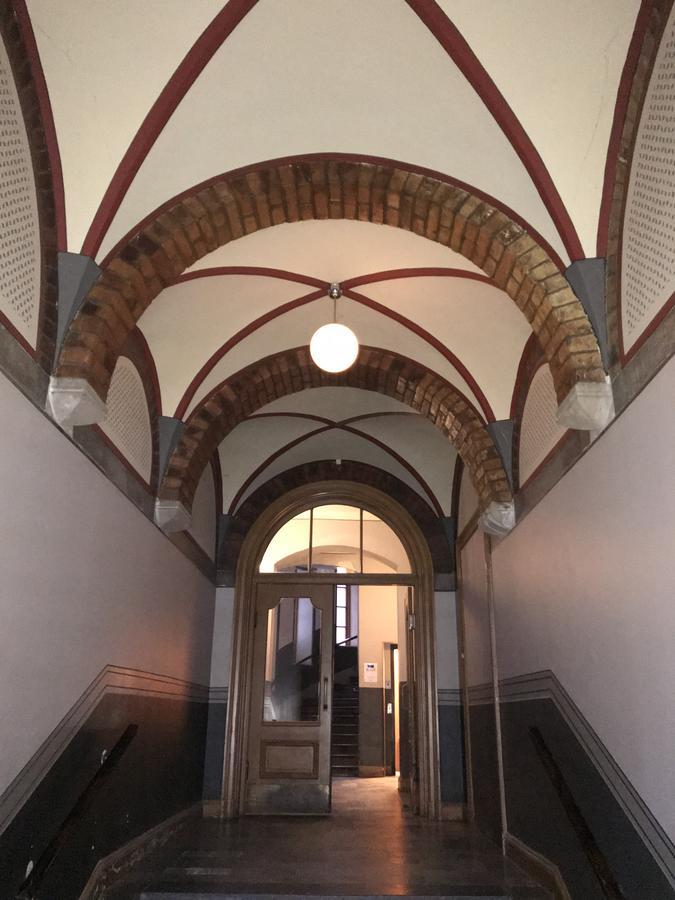 Jaernvaegshotellet Евле Экстерьер фото
