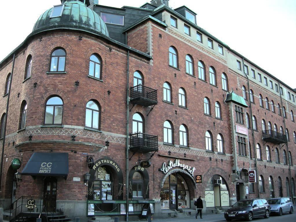 Jaernvaegshotellet Евле Экстерьер фото